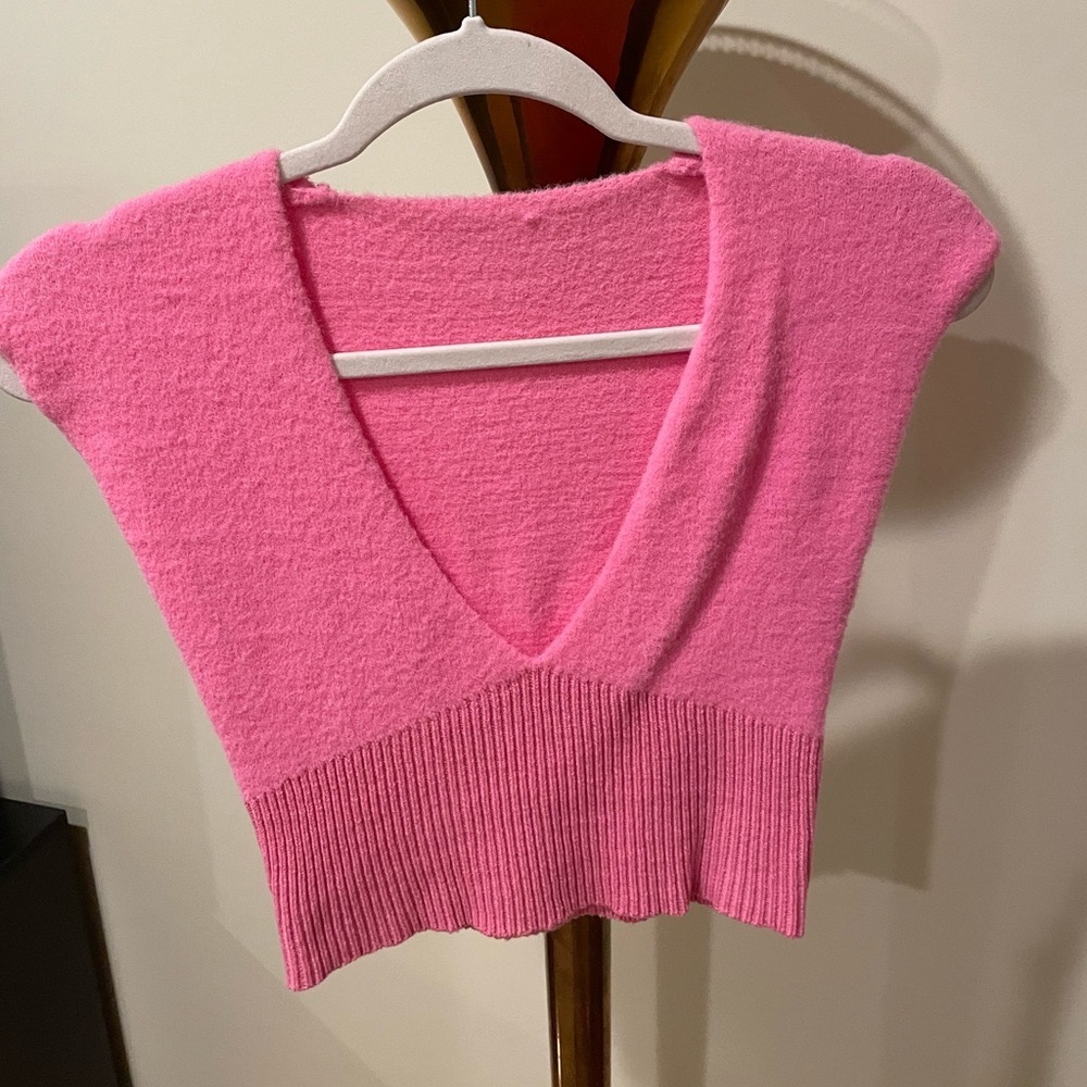 Pink cropped sweater top one size